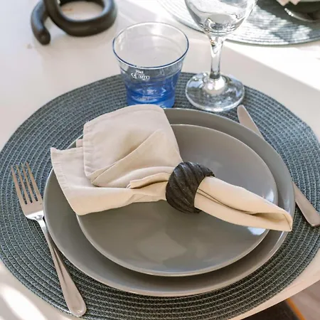 Huswell - Sunny Bright In The Center Of *