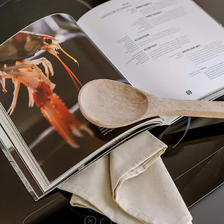 Huswell - Sunny Bright In The Center Of Apartman