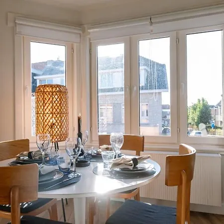 Casiola - Sunny Bright In The Center Of Appartement De Haan